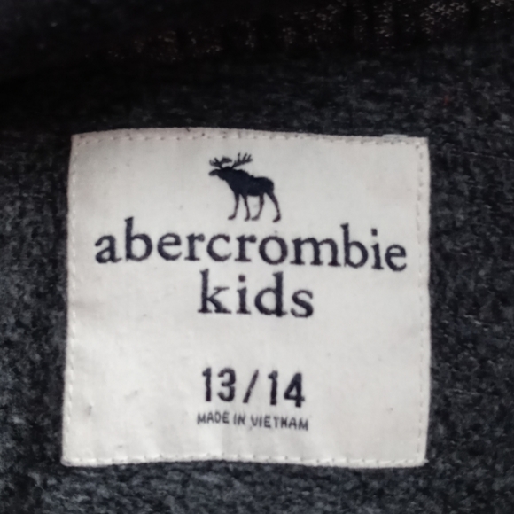 ABERCROMBIE & FITCH BOYS' GRAY BLACK PULLOVER SWEATER- HOODIE .SIZE 13/14 - Picture 3 of 13
